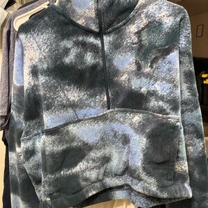 Nike Black and Blue Patterned Hoodie